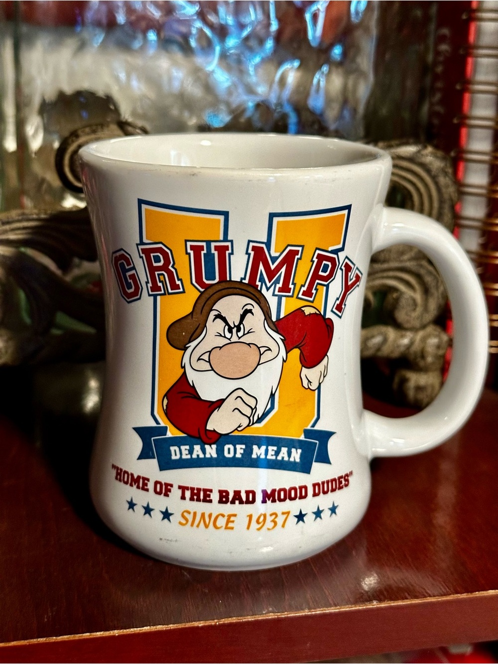 💯 DISNEY Grumpy “Dean of Mean” Coffee Mug with Red, Yellow and Blue Graphics
